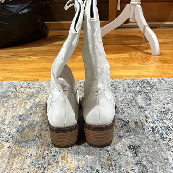 White cowgirl boots - size 40 - 9.5 U.S. - Picture 3 of 5